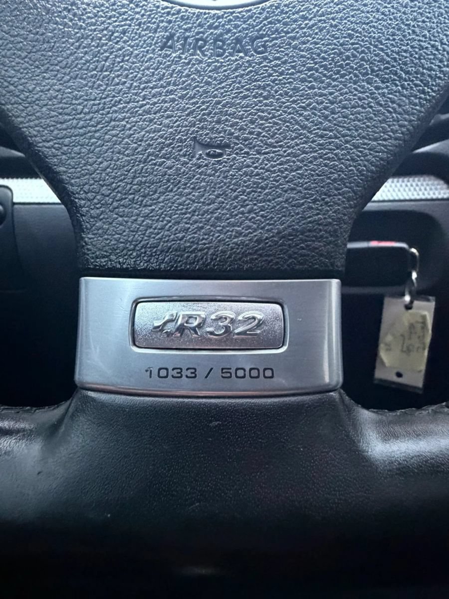 Used 2008 Volkswagen R32 AWD/4WD image 19