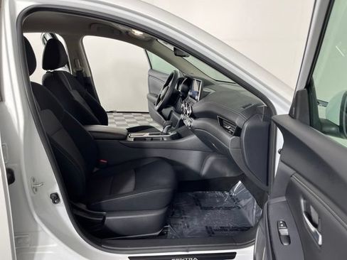 Used 2023 Nissan Sentra SV FWD image 39