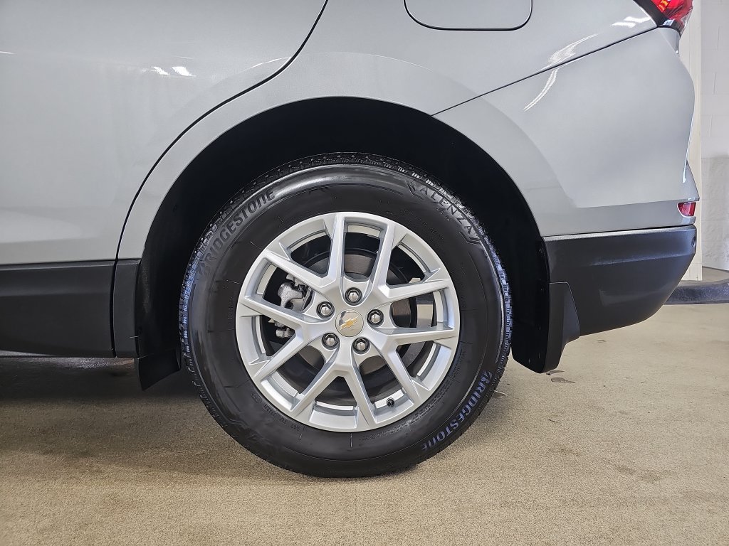 Used 2024 Chevrolet Equinox LT AWD/4WD image 39