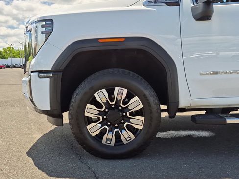 Certified 2024 GMC Sierra 2500 Denali w/ Snow Plow Prep/Camper Package AWD/4WD image 32