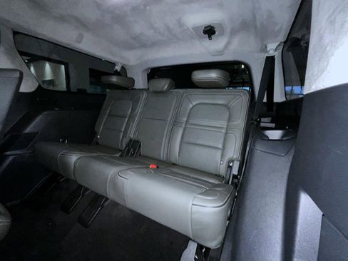 Used 2022 Lincoln Navigator L Black Label image 12