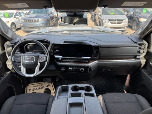 Used 2023 GMC Sierra 1500 SLE w/ Enhanced Capability Package AWD/4WD image 20