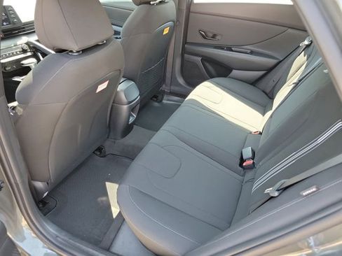 New 2026 Hyundai Elantra SEL Sport FWD image 25