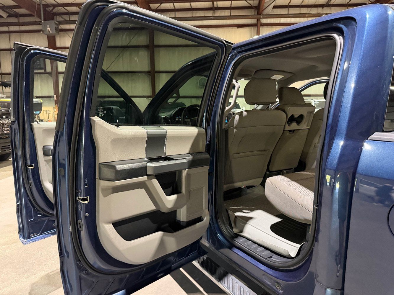 Used 2017 Ford F150 XLT w/ Equipment Group 301A Mid AWD/4WD image 16