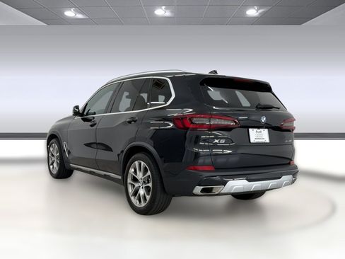 Used 2023 BMW X5 xDrive40i w/ Premium Package AWD/4WD image 3