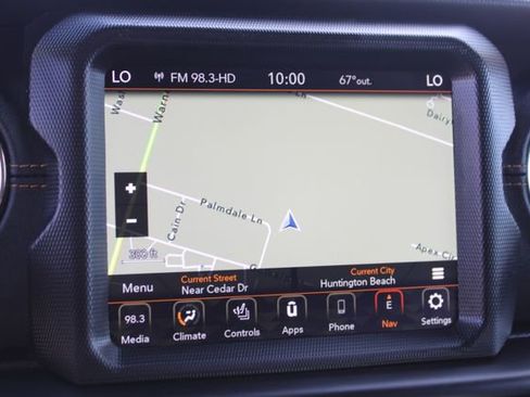 Used 2023 Jeep Wrangler Unlimited Sahara image 35