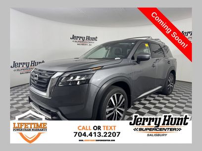 Used 2025 Nissan Pathfinder Platinum w/ Cargo Package