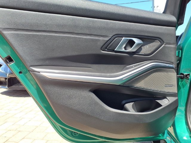 Used 2025 BMW M3 Competition RWD image 24