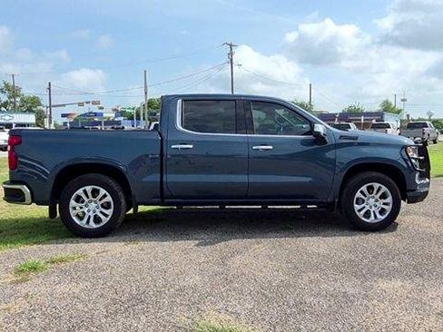 Certified 2024 Chevrolet Silverado 1500 LTZ w/ LTZ Convenience Package II AWD/4WD image 9