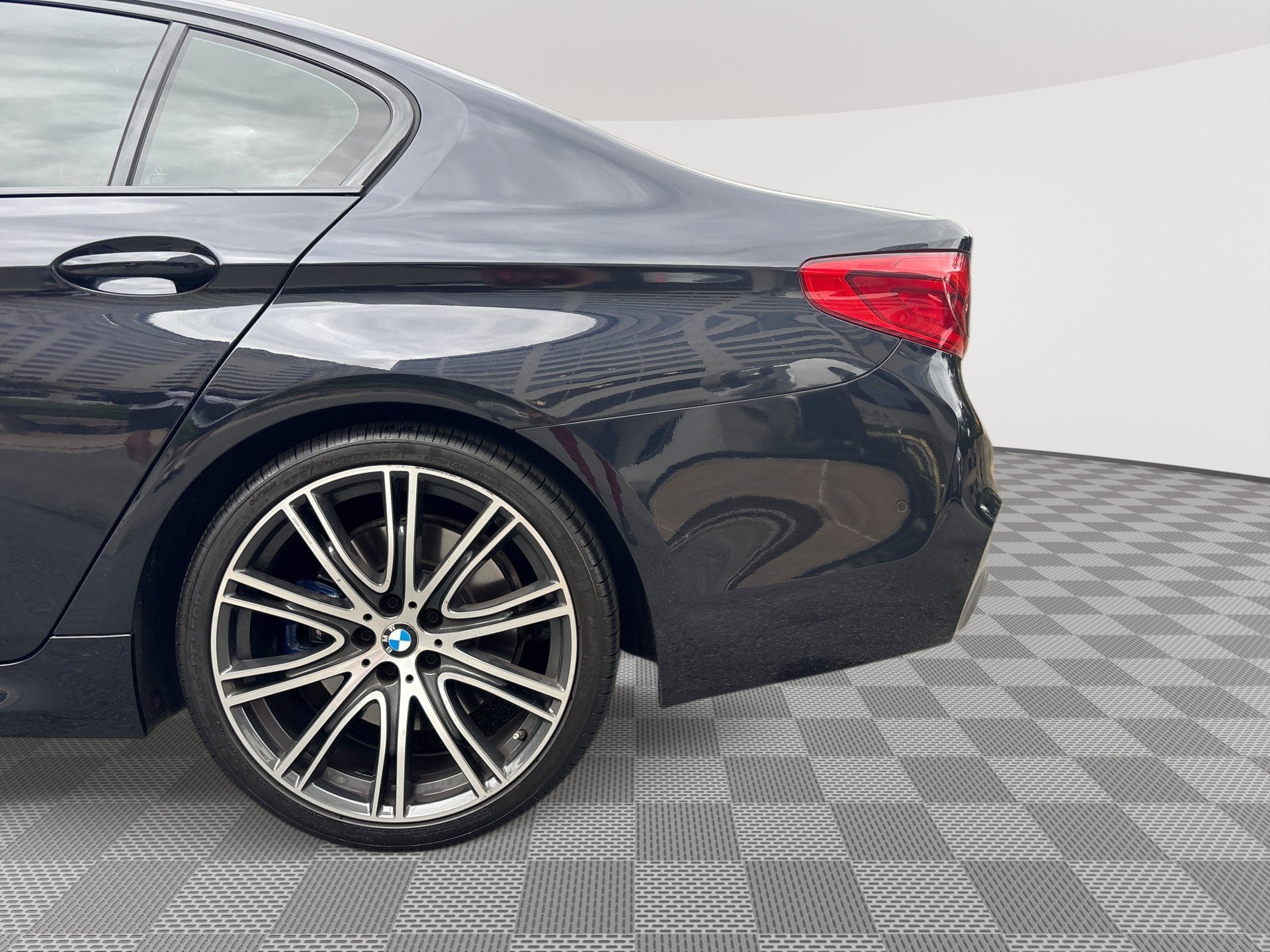 Used 2019 BMW 540i RWD image 29