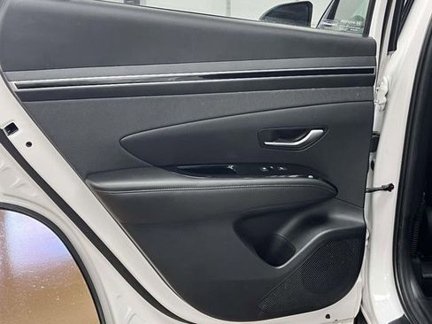 Used 2022 Hyundai Tucson Limited w/ Cargo Package image 17