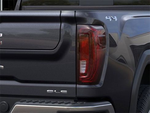 New 2026 GMC Sierra 2500 SLE image 11