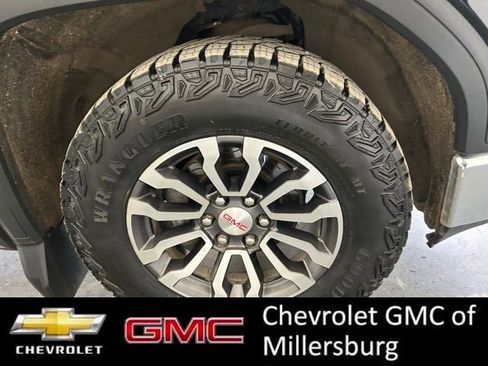 Used 2020 GMC Sierra 1500 SLE w/ LPO, GMC Protection Package AWD/4WD image 9