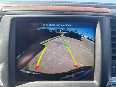 Used 2018 RAM 1500 Laramie w/ Convenience Group image 18