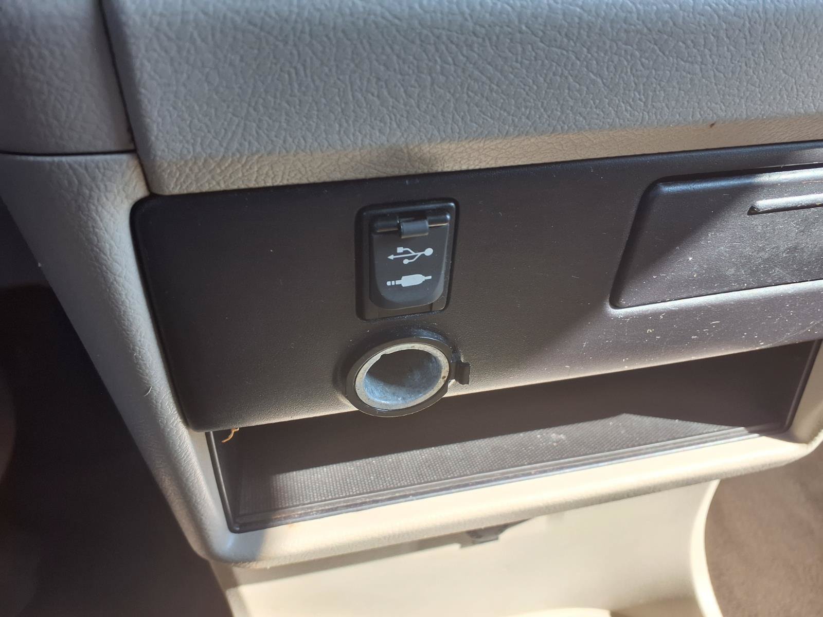 Used 2016 Toyota Sienna LE FWD image 8