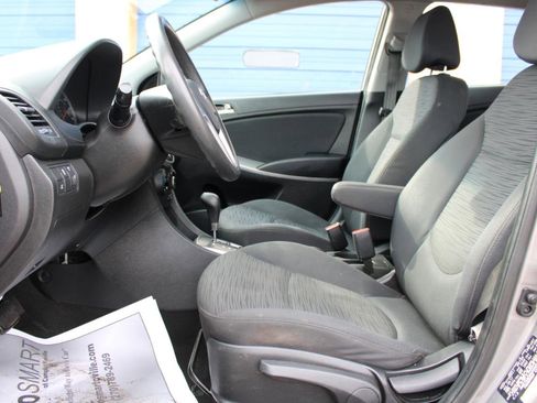 Used 2017 Hyundai Accent SE image 15