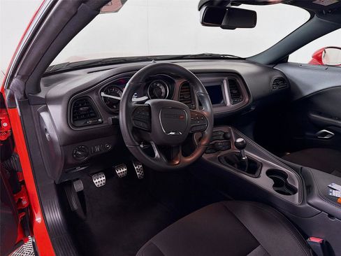 Used 2023 Dodge Challenger R/T RWD image 9
