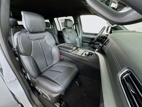 New 2026 Jeep Grand Wagoneer L Limited AWD/4WD image 30