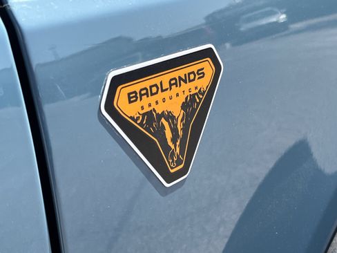Used 2021 Ford Bronco Badlands w/ Sasquatch Package AWD/4WD image 31