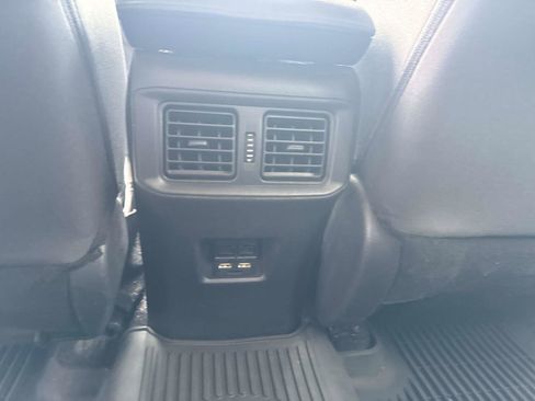 Used 2021 Toyota RAV4 XLE image 17