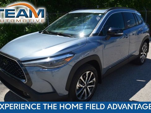 Used 2025 Toyota Corolla Cross XLE w/ Convenience Package AWD/4WD image 1