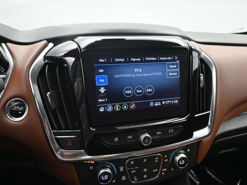 Used 2021 Chevrolet Traverse High Country w/ LPO, Cargo Package AWD/4WD image 15
