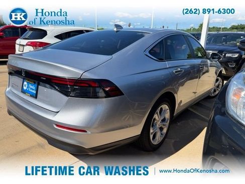 Used 2025 Honda Accord LX image 2