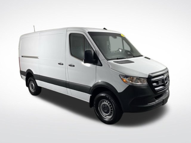 Used 2025 Mercedes-Benz Sprinter 2500 image 1