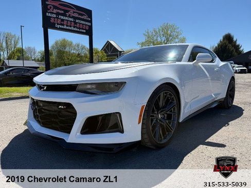 Used 2019 Chevrolet Camaro ZL1 RWD image 48