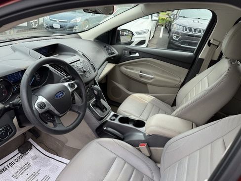 Used 2014 Ford Escape SE FWD image 10