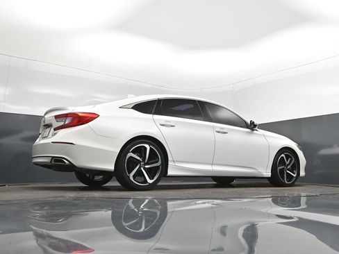 Used 2019 Honda Accord Sport image 42