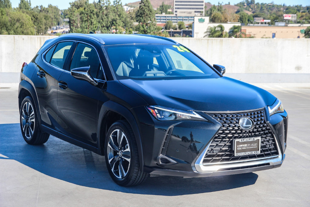 Certified 2024 Lexus UX 250h FWD image 3