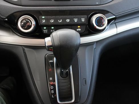 Used 2016 Honda CR-V SE image 17