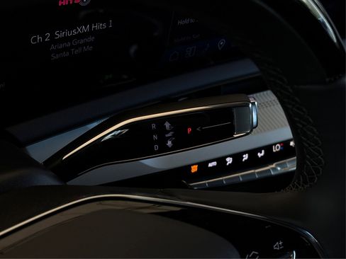 New 2026 Cadillac Optiq Luxury 1 image 29