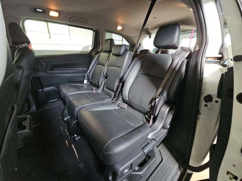 Used 2023 Honda Odyssey EX-L image 11
