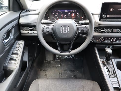 Used 2025 Honda Accord SE image 21