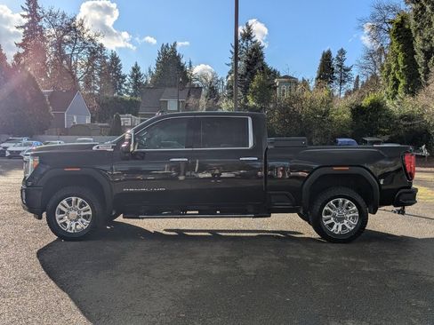 Used 2021 GMC Sierra 2500 Denali w/ Denali Ultimate Package image 2