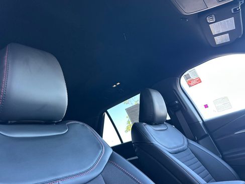 New 2026 Ford Explorer ST-Line w/ ST-Line Street Pack image 18