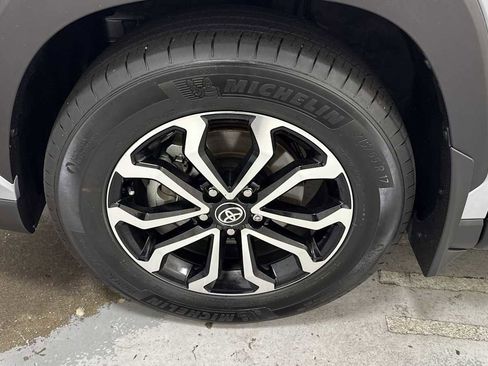 Certified 2025 Toyota Corolla Cross AWD Hybrid image 10