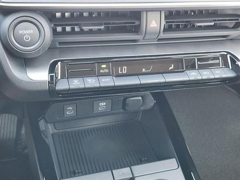 New 2026 Toyota Prius LE FWD image 14