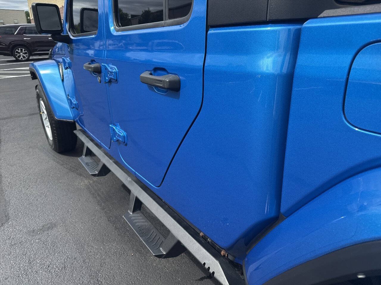 Used 2022 Jeep Gladiator Sport AWD/4WD image 24