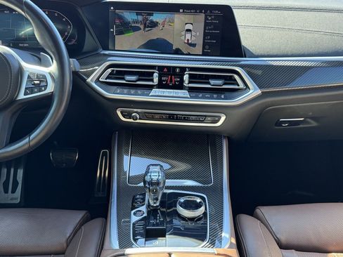 Used 2022 BMW X5 M50i w/ Executive Package image 11