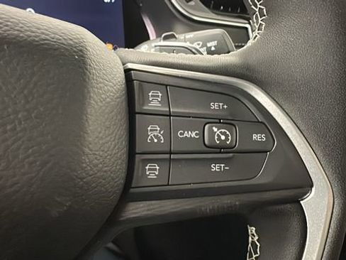 New 2026 Jeep Grand Cherokee Laredo X AWD/4WD image 25