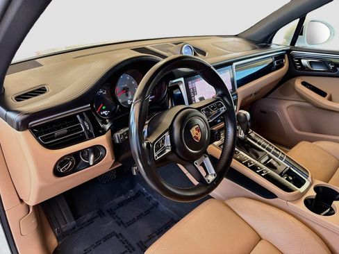 Used 2019 Porsche Macan S AWD/4WD image 9