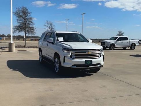 Used 2023 Chevrolet Tahoe High Country image 3