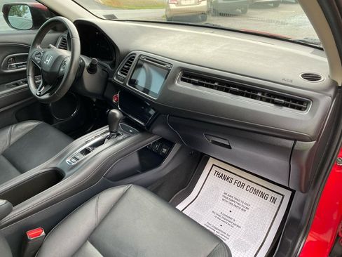Used 2017 Honda HR-V EX-L image 10