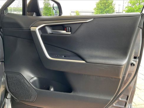 Used 2020 Toyota RAV4 Limited w/ Limited Grade Weather Package AWD/4WD image 21