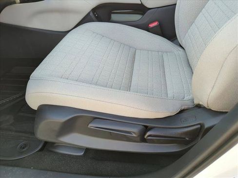 New 2027 Honda HR-V LX image 4