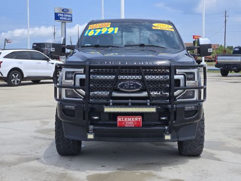 Used 2021 Ford F250 Platinum w/ FX4 Off-Road Package AWD/4WD image 2
