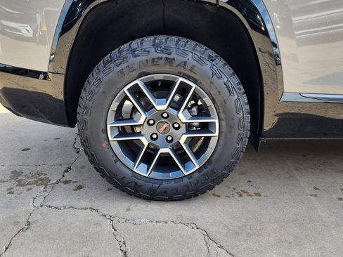 New 2026 GMC Terrain AT4 image 54